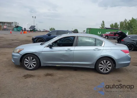 2011 Honda Accord 2.4 Ex z USA, uszkodzony, nr VIN 1HGCP2F73BA089196